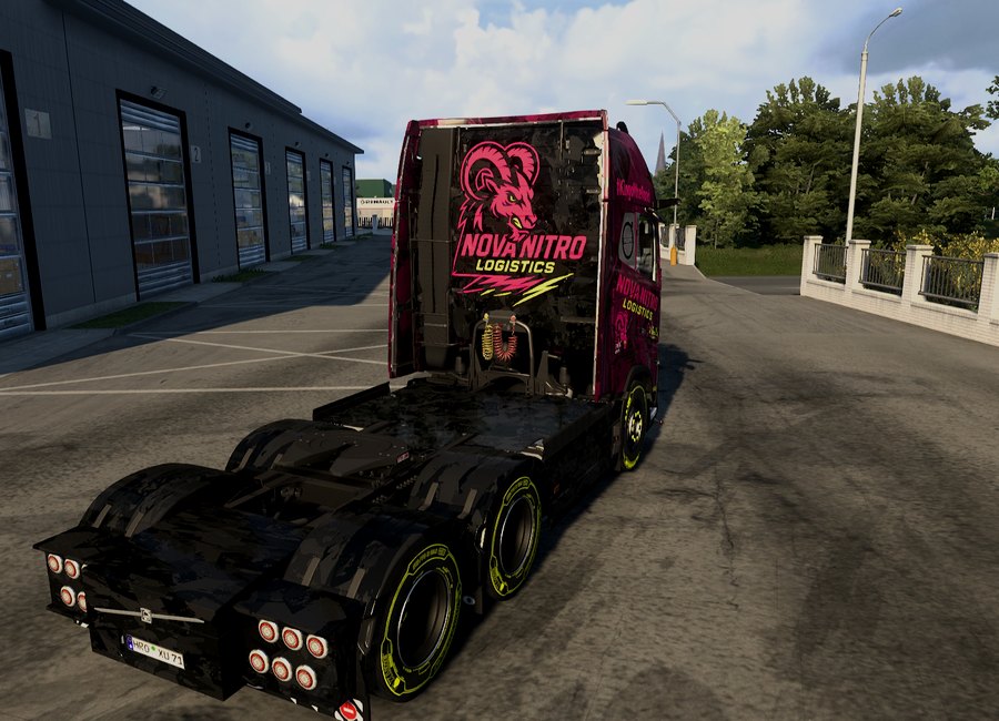 Nova Nitro Logistics LKW